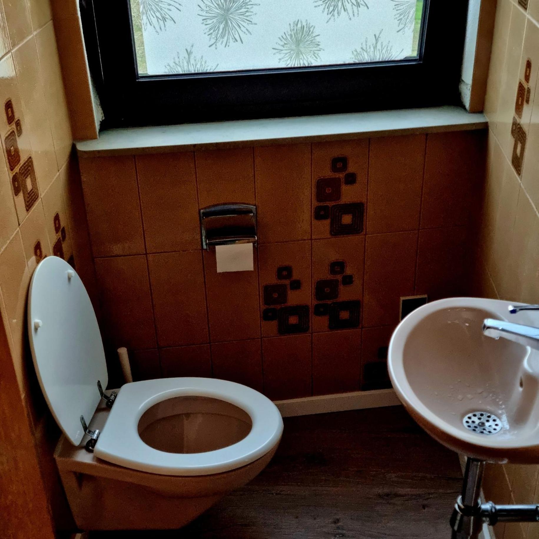 E Kurhaus Wohnung Nr 5 Schonau  Rum bild